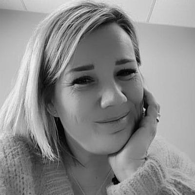 Nathalie Prades, CRHA
